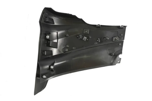 Бампер правый S&K GMBH для Iveco, артикул SK-4300085-01