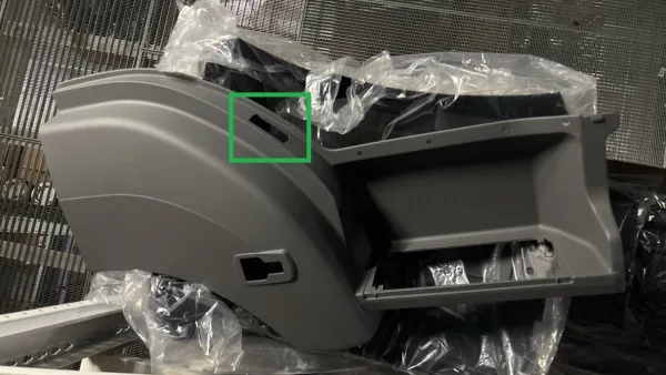 Корпус подножки правый с вырезом S&K GMBH SK-4300172-01