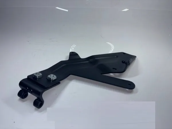 Петля передней панели левая капота MAN S&K GMBH SK-4790016-01