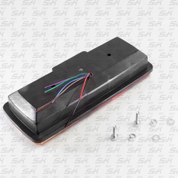 Фонарь задний левый с подсветкой номерного знака S&K GMBH SK-4920059-01