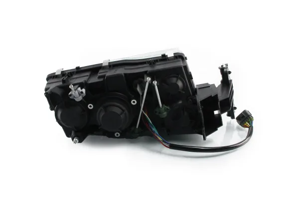 Фара основная правая S&K GMBH SK-4960125-01 для Volvo, ручная регулировка