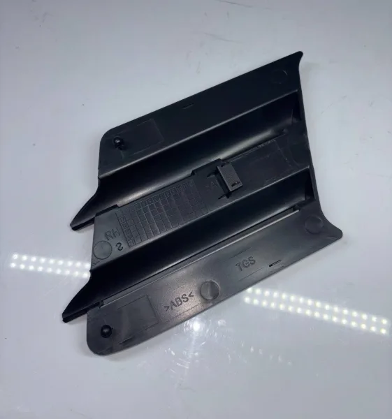 Накладка противотуманной фары правая S&K GMBH SK-5020112-01 для грузовиков MAN
