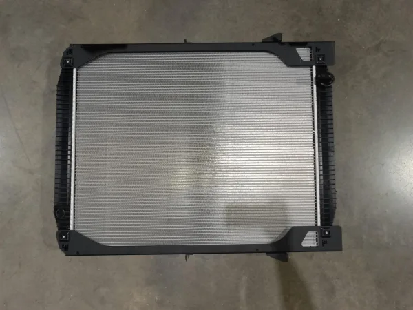 Радиатор охлаждения двигателя S&K GMBH SK-7240062-02 900×740×40 с рамкой