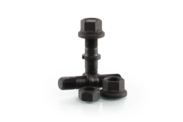 Шпилька колесная в комплекте с гайками М22×2 / М22×1,5, 112 мм, BPW, DAF, Kässbohrer